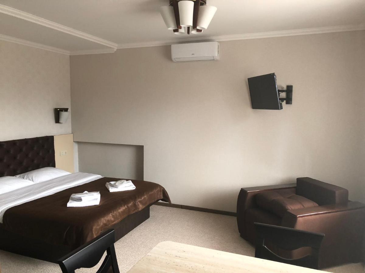 Apartamento Adele Mizhhirya  Exterior foto