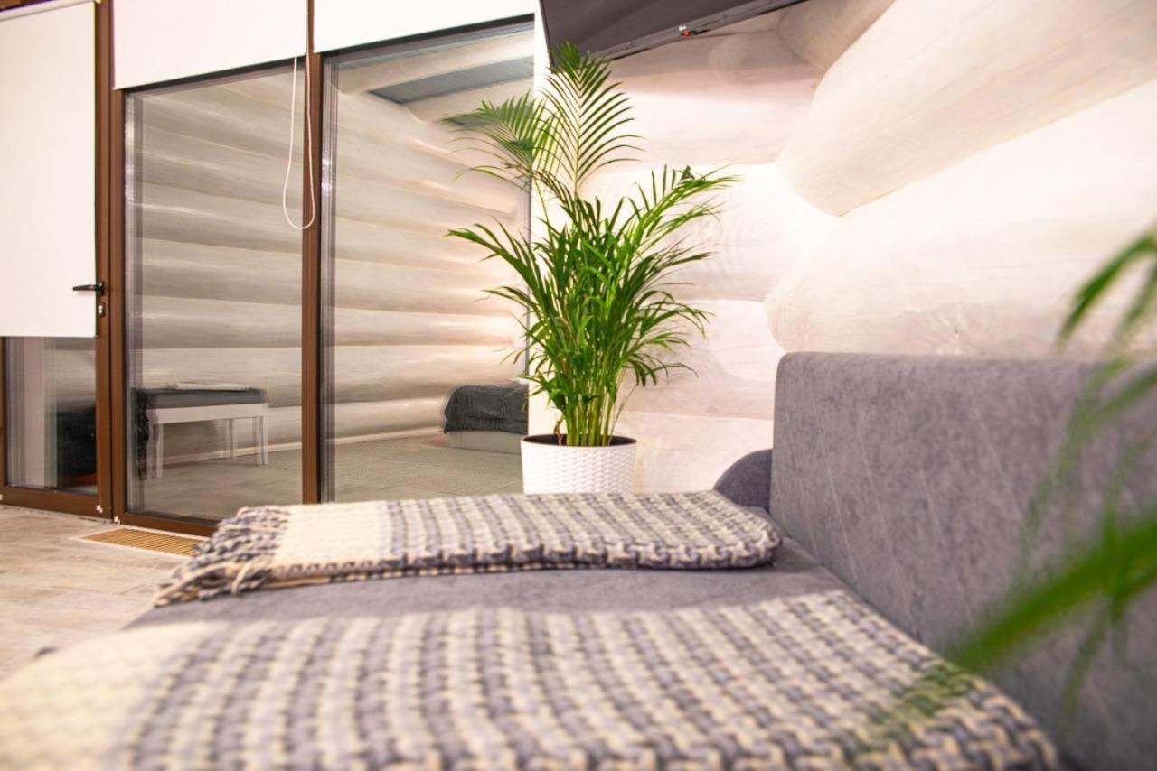 Apartamento Adele Mizhhirya  Exterior foto