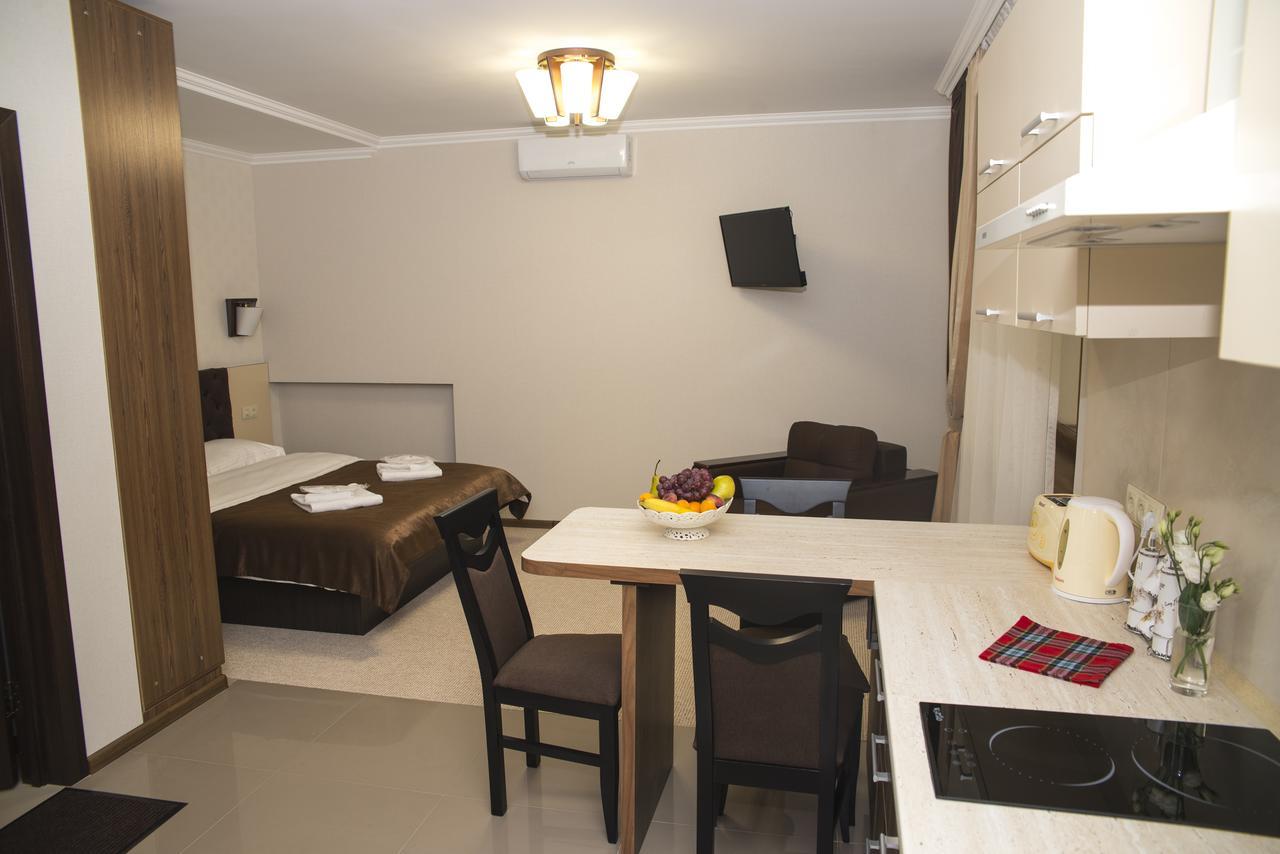 Apartamento Adele Mizhhirya  Exterior foto